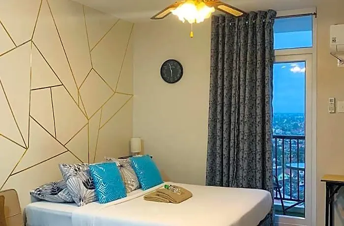 Hotel Quayside Near Mactan Int'l Airport 4*